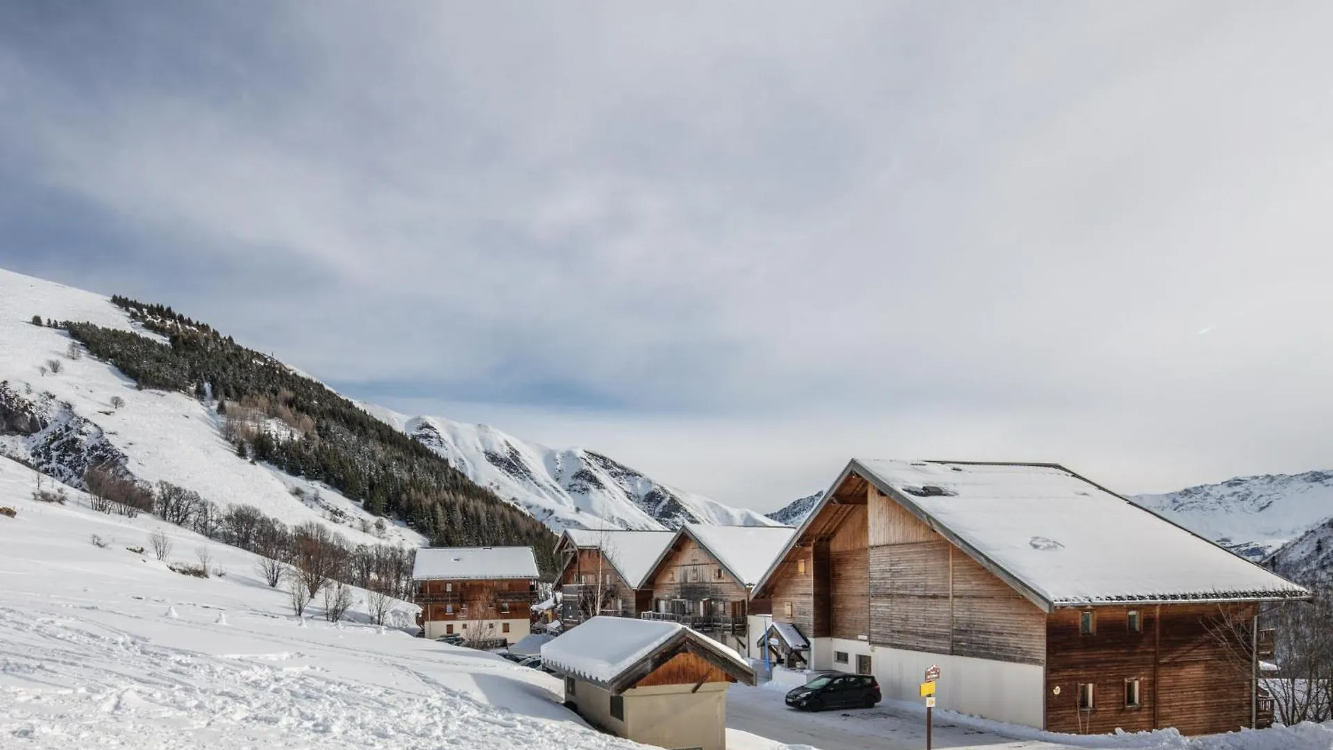 Apartment Les Biches By Interhome Saint-Sorlin-d'Arves