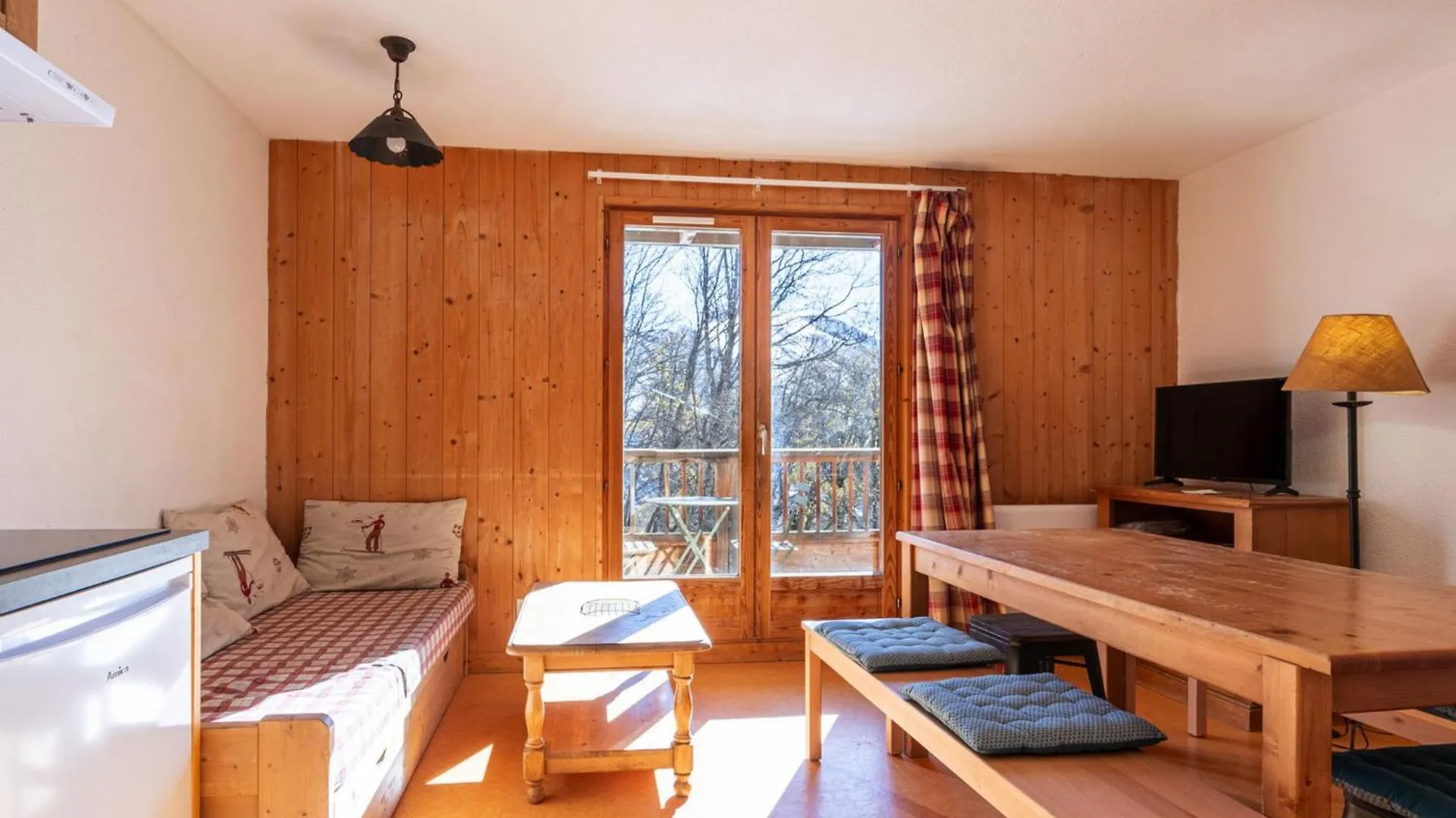 Apartment Les Biches By Interhome Saint-Sorlin-d'Arves