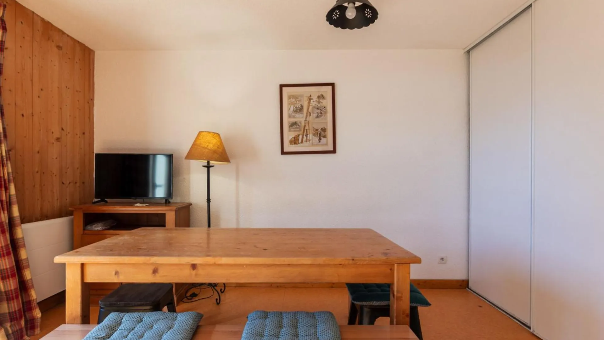Apartment Les Biches By Interhome Saint-Sorlin-d'Arves